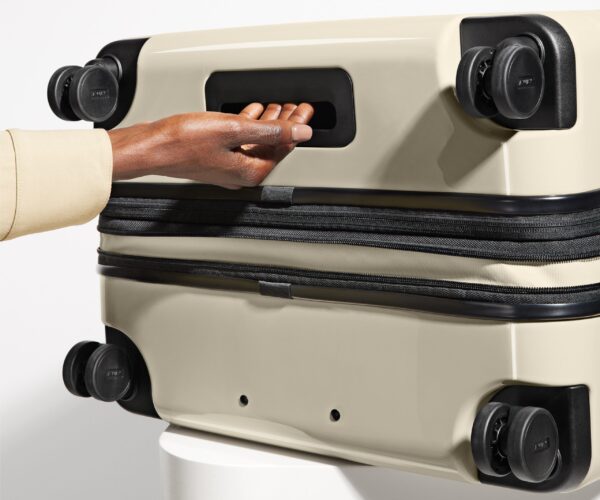 The Medium Flex in Salt White (Gloss) - Image 7