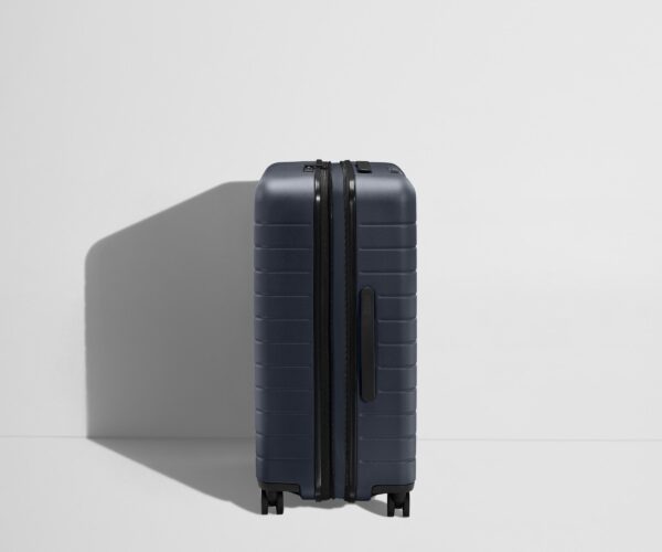 The Medium Flex in Navy Blue - Image 3
