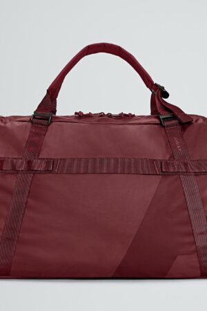 Active Duffle 70L in Burgundy Red