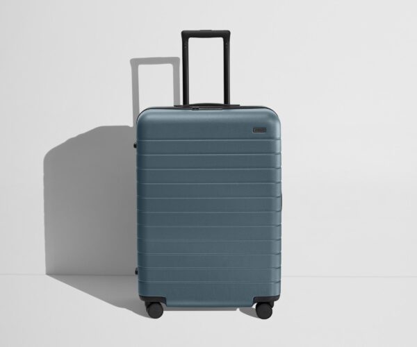 The Medium Flex in Coast Blue - Image 2