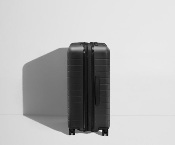 The Medium Flex in Jet Black - Image 3