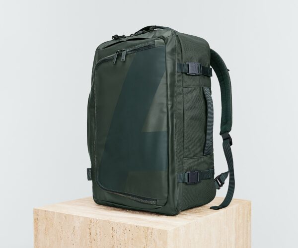 Active Convertible Backpack 45L in Forest Green - Image 2