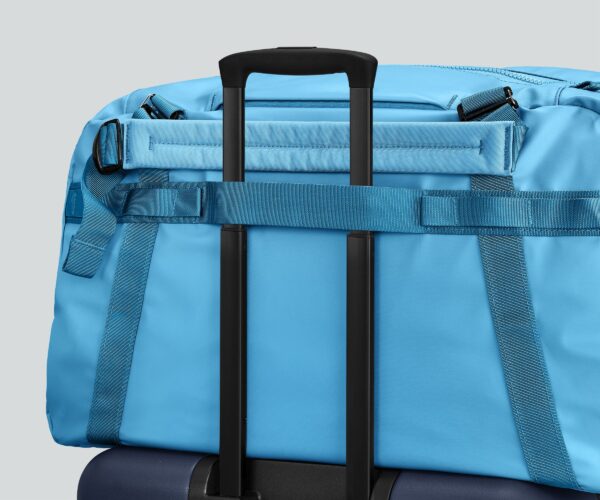 Active Duffle 55L in Vivid Blue - Image 5