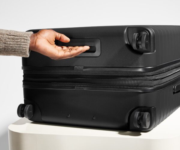 The Medium Flex in Jet Black - Image 7