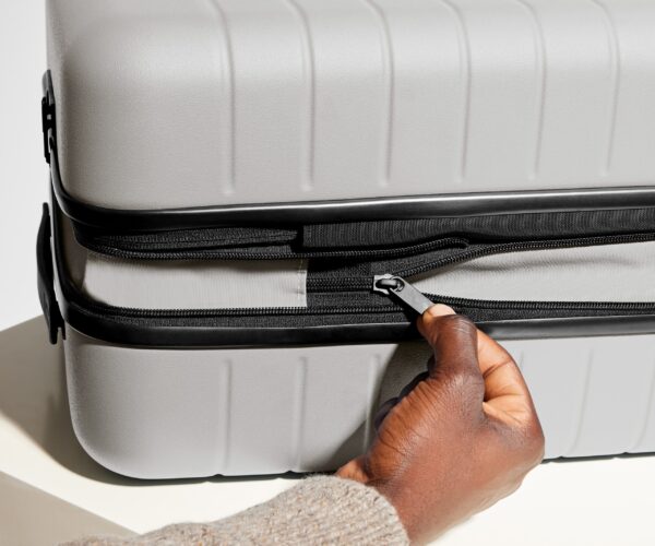 The Medium Flex in Cloud Gray - Image 5