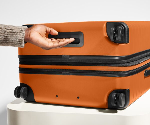 The Medium Flex in Sorbet Orange - Image 7
