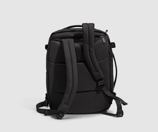 Active Convertible Backpack 25L in Jet Black - Image 7