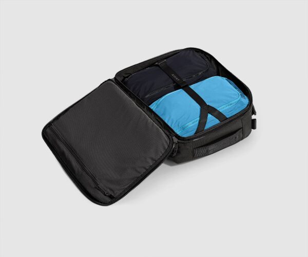 Active Convertible Backpack 25L in Jet Black - Image 5