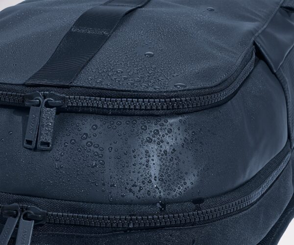 Active Backpack 26L in Navy Blue - Image 10