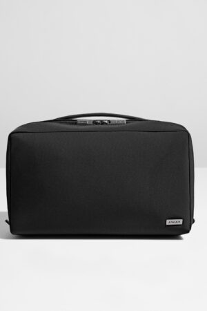 The Large Toiletry Bag in Jet Black