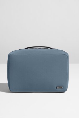 The Small Toiletry Bag in Coast Blue