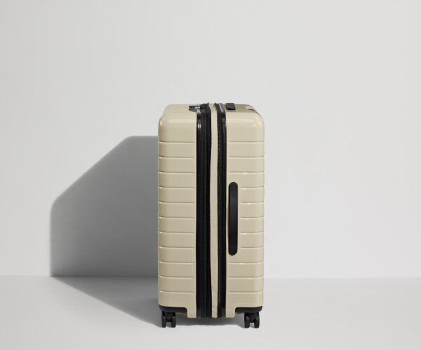 The Medium Flex in Salt White (Gloss) - Image 3